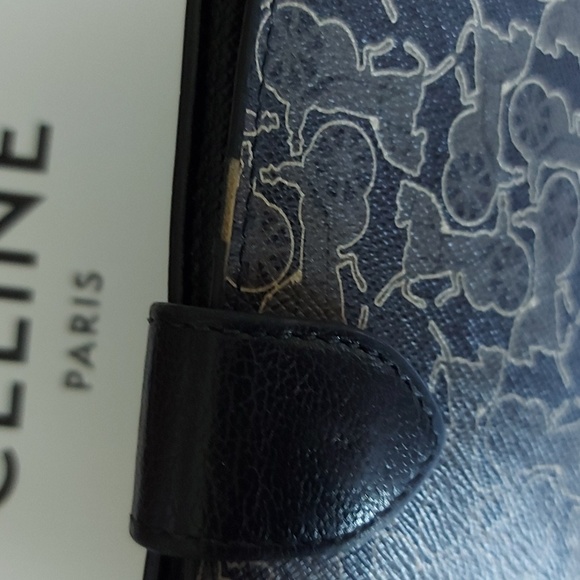 Celine Wallet - Picture 8 of 12